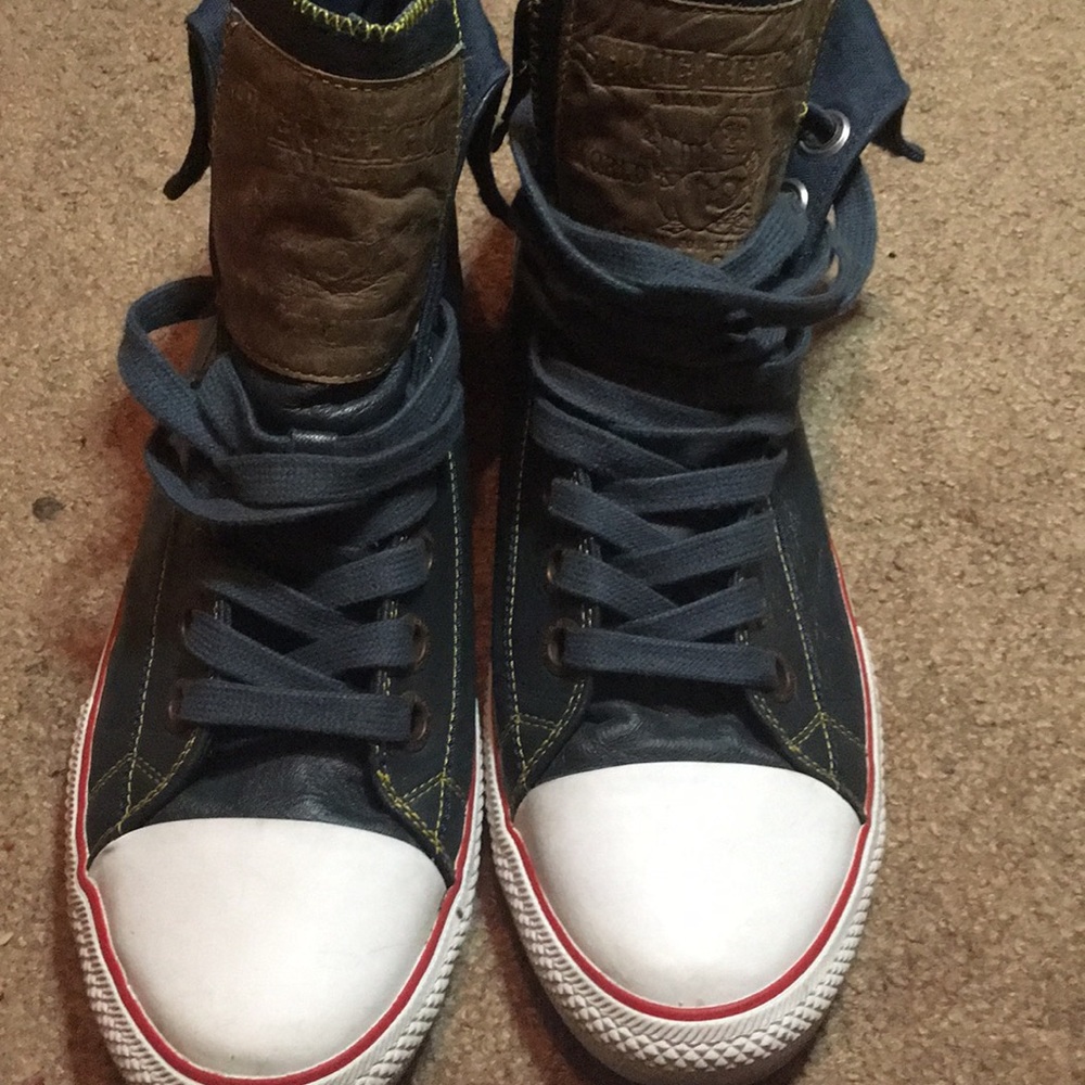 TRUE RELIGION LEATHER HI TOPS
